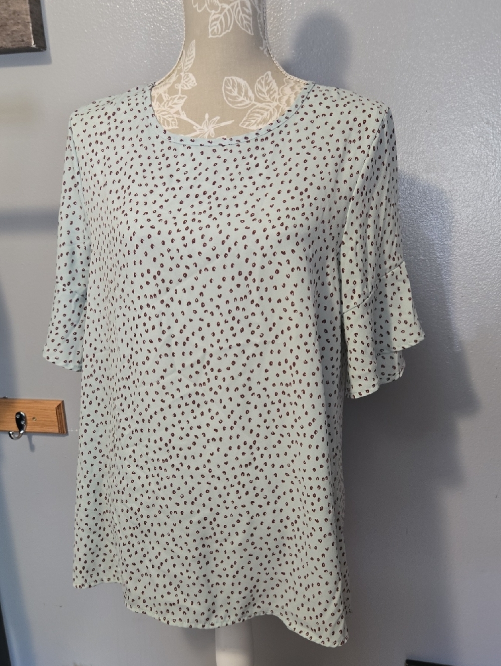 Women's Mint Green Dot Ruffle Sleeve Tee